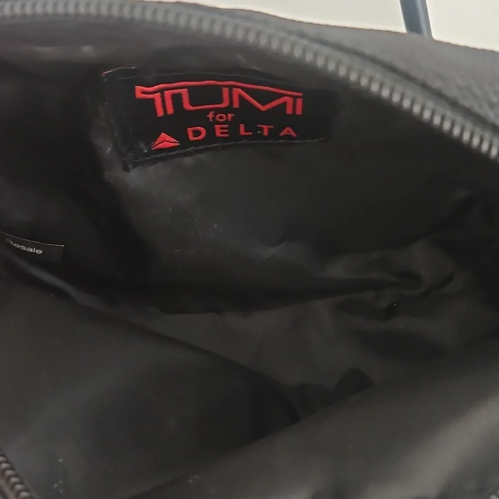 TUMI for Delta Black Cosmetic Toiletry Travel Bag